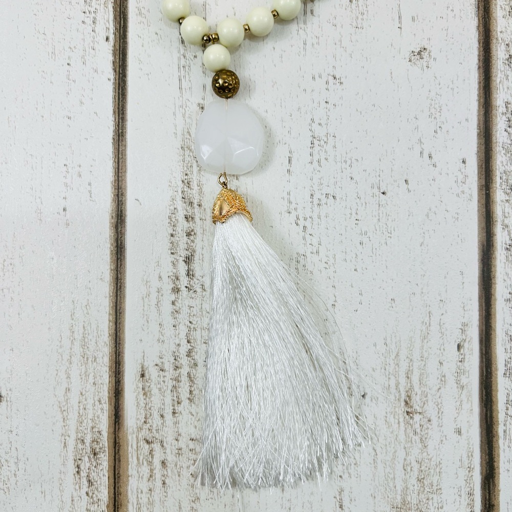 Women’s Jewelry Tasel Long Bead Necklace - Picture 4 of 6